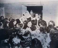 1955 July 31 with fans.jpg