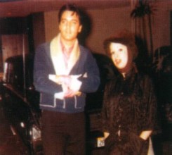 1965 March_Elvis and Evelyn Rudic_Perugia Way 02.jpg