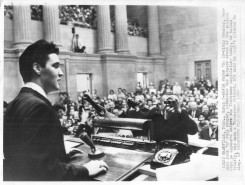 1961 March 08 Adressing the Tenn State Legislature AP Report.JPG